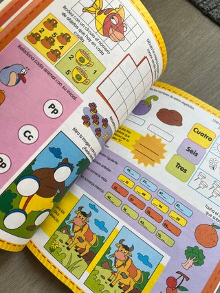 Cuadernillo pasatiempos +5 años NUEVO