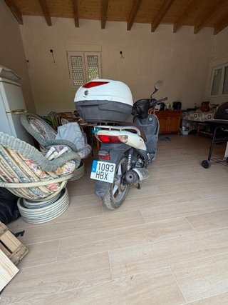 Suzuki 125 Scooter Automática