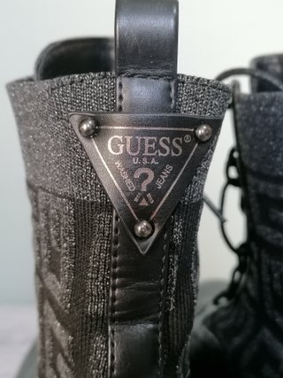GUESS 150€ + regalo