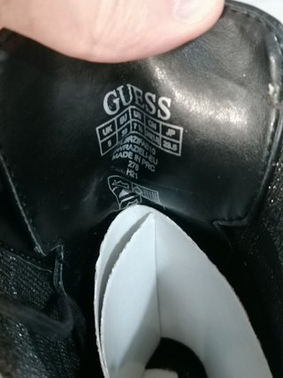 GUESS 150€ + regalo