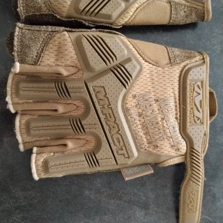 Guantes Tácticos Moto Airsoft Sin Dedos M-PACT