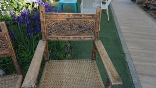 Lote Sillas madera tallada mas sillón regalo 10 €