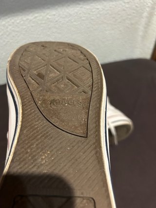 Converse piel altas blancas