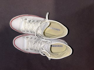 Converse piel altas blancas
