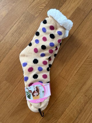 Calcetines de casa talla única lunares
