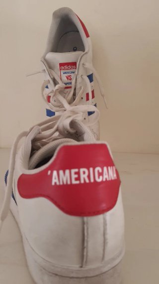 Zapatillas Adidas Superstar Americana Talla 42