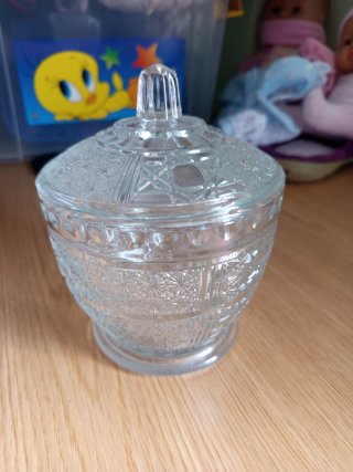Azucarero de cristal labrado