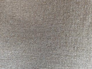 Canotta in maglia oro con brillantini