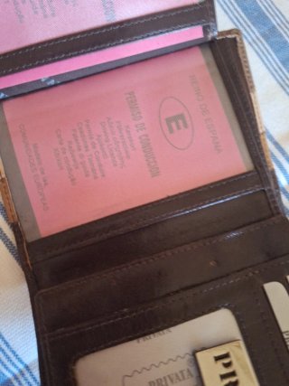 Cartera de piel Privata