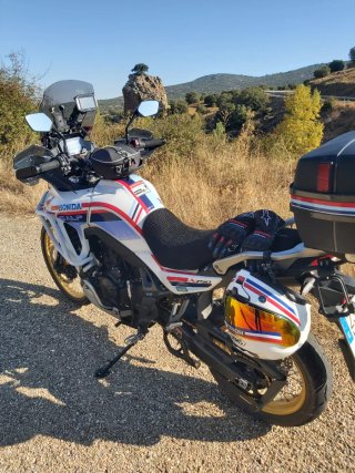 Honda Transalp 750 2024