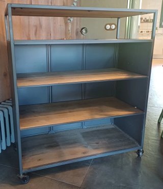 Mueble estilo bar metal y madera