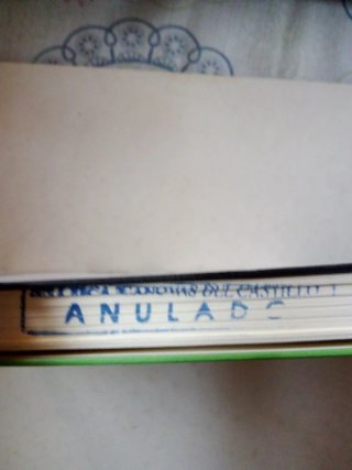 Dime una palabra más.