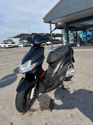 Yamaha Jog RR Negra Scooter Automática