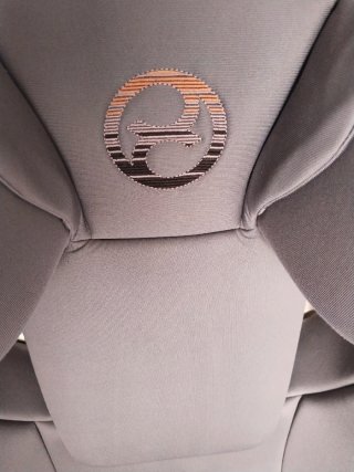 Silla de coche Cybex gris
