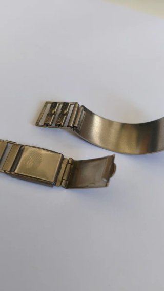 Brazalete tipo rally para reloj de acero de 22mm.