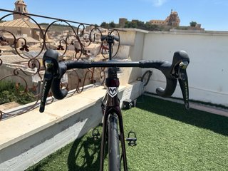 Bicicleta carretera de carbono MCELO