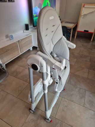 Trona Peg Perego Plegable con Bandeja