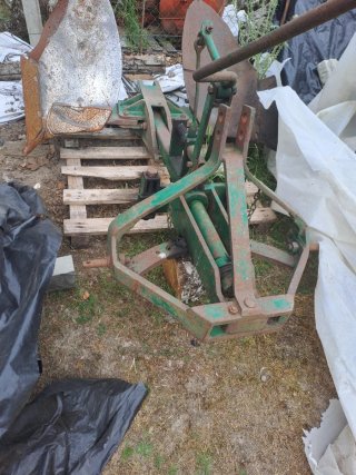 Remolque cisterna metálico