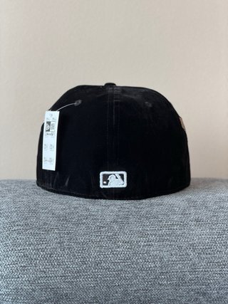 Gorra New Era 59Fifty Negra Roja 7.1/4