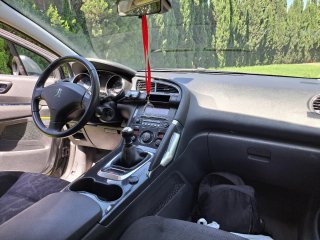 Peugeot 3008 2010