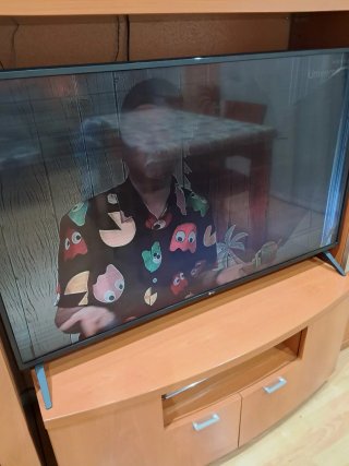 Televisión LG Smart TV Negra