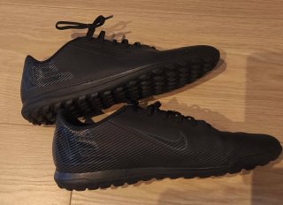 Zapatillas Nike Fútbol Talla 45 (29cm) Originales.
