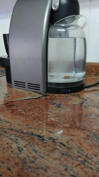 OCASIÓN CAFETERA NESPRESSO AUTOMÁTICA KRUPS