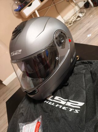 Casco LS2 Plata Nuevo Sin Uso