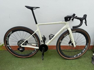 Bicicleta Gravel Megamo Silk SLR 2026 talla M