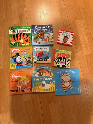 Lote de 9 cuentos infantiles de 6M a 2 años
