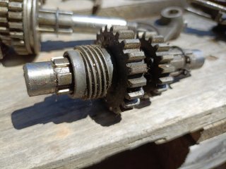 Lote Bultaco 200  piezas motor