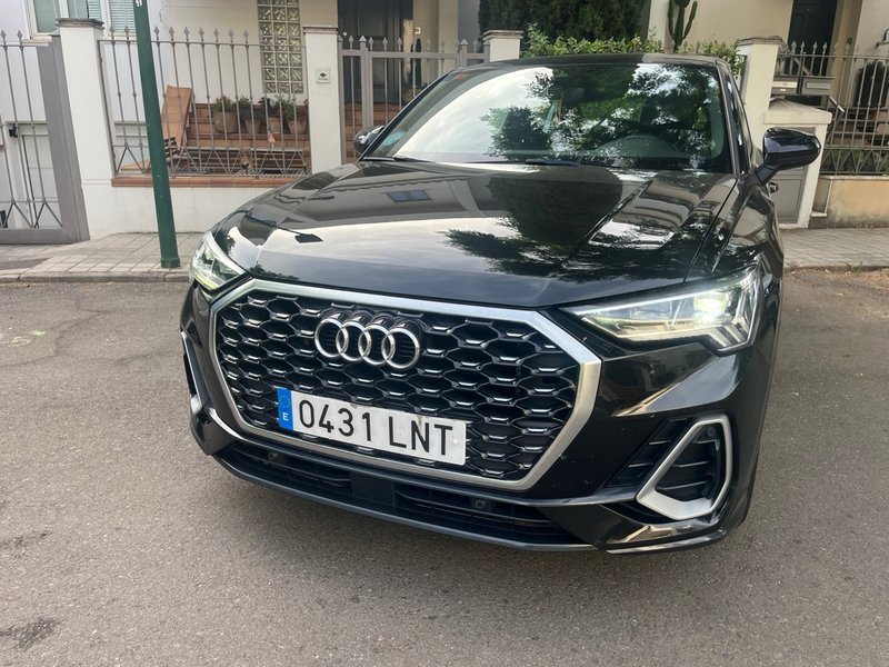 Audi Q3 sportback 35 TDI S TRONIC - foto 1