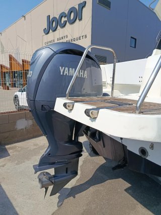 Jeanneau Merry Fisher 7.95 Yamaha 200 Garantía5año