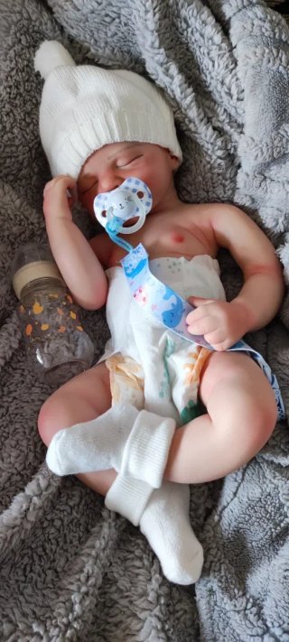 Bebé silicona macizo NIÑO 50cm