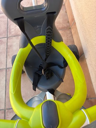 Triciclo Smoby verde con capota