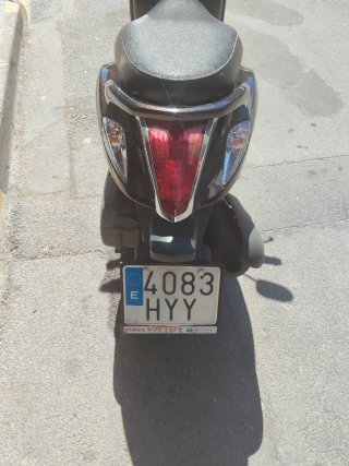Yamaha Dlight 115cc Marrón