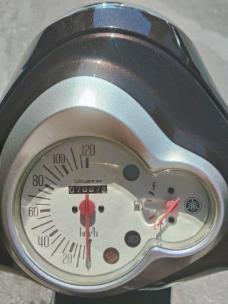Yamaha Dlight 115cc Marrón