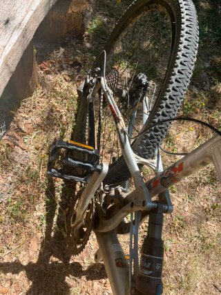 Bicicleta KTM MTB Speed RC doble.
