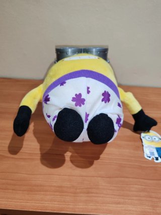 Peluche Minion con bañador