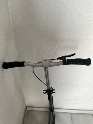 Patinete plegable gris