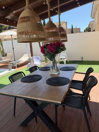 Mesa de jardín estilo nórdico madera y hierro