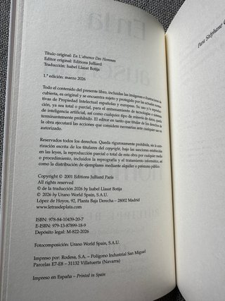 En la ausencia de los hombres (Spanish Edition)