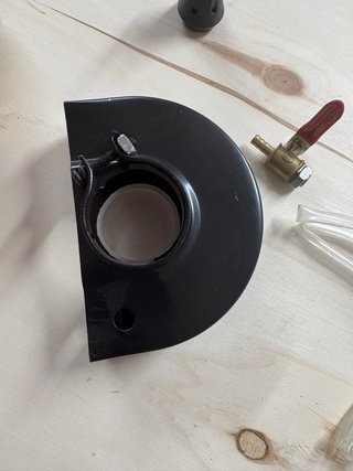 Cubierta para rozas en pared