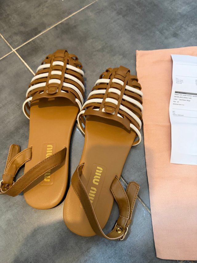 Sandalias Miu Miu Piel Talla 38 + Ticket