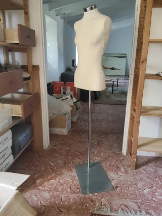 2 Maniquíes Vintage Base Metálica
