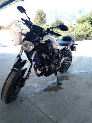 Yamaha MT-07 ABS 2018 Blanca-Negro