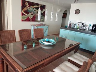 Comedor Madera Antigua 6 Sillas Mimbre