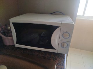 Microondas blanco