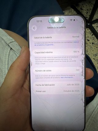 iPhone 16 Pro Max Dorado/Rosa Como Nuevo