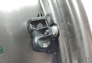 Toyota 42611yp500 llanta yaris p21 pa1 ph1 2322514